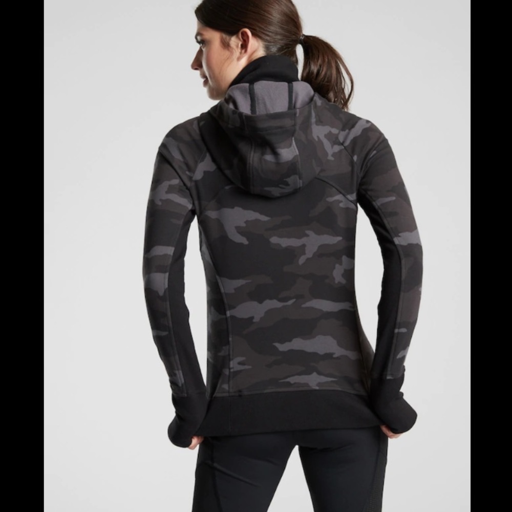NWOT Athleta Triumph Printed Hoodie // Blac… - Picture 2 of 6